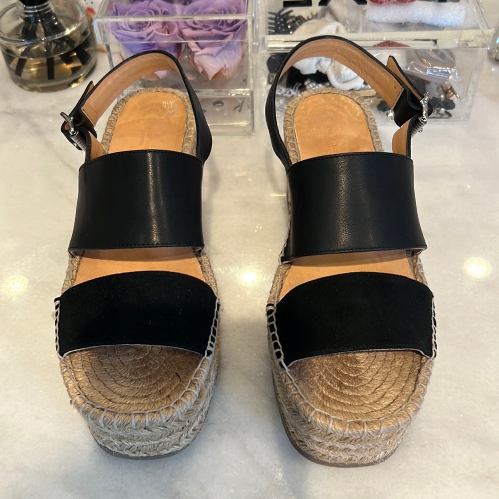 Rag and Bone Black wedges size 10!